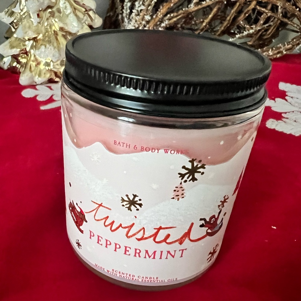 New twisted peppermint holiday candle!